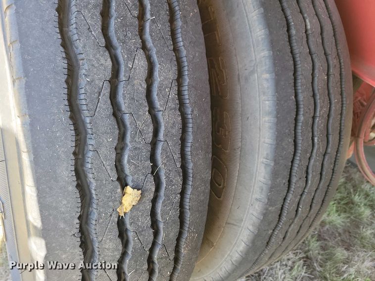 image for item EA2436 2014 Keystone Oilfield Fabrication STB-36 sand conveyor