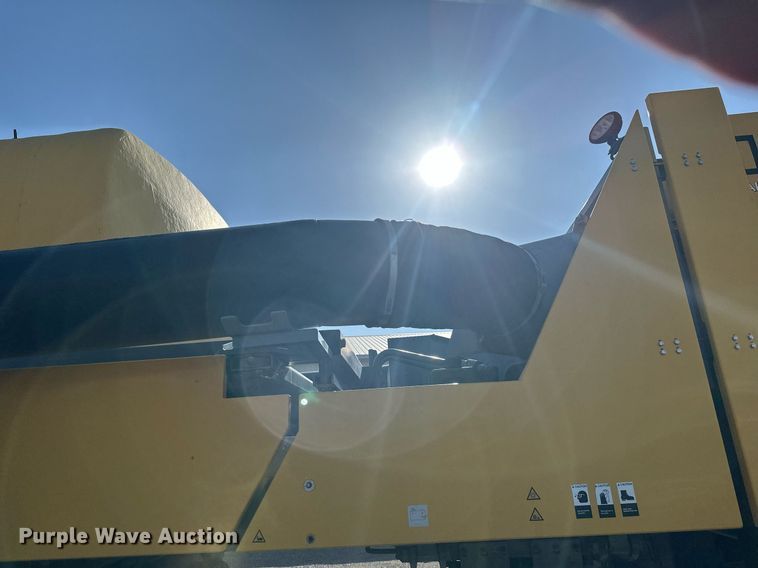 image for item EB2476 2008 Boschung  Jet Broom  runway cleaning truck