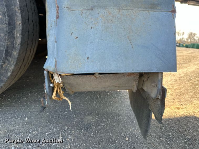 image for item EB2476 2008 Boschung  Jet Broom  runway cleaning truck