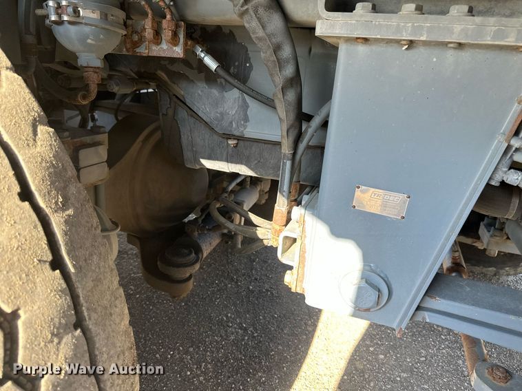 image for item EB2476 2008 Boschung  Jet Broom  runway cleaning truck