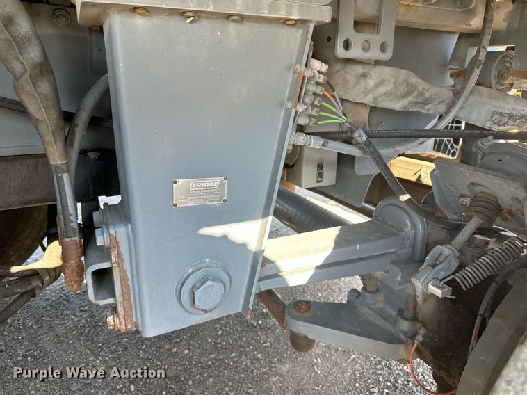 image for item EB2476 2008 Boschung  Jet Broom  runway cleaning truck