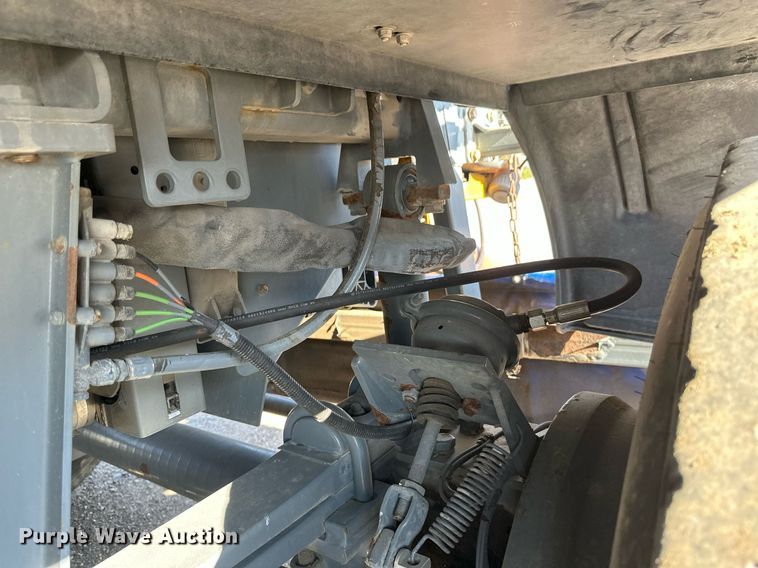 image for item EB2476 2008 Boschung  Jet Broom  runway cleaning truck