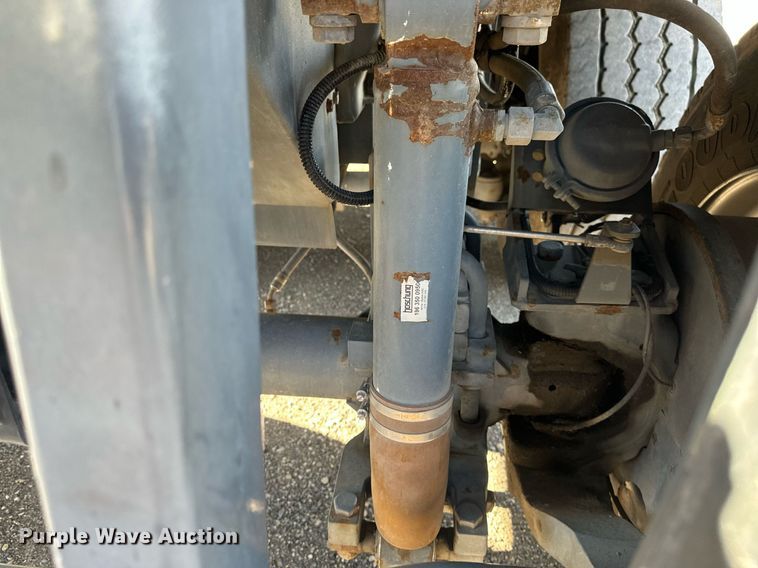 image for item EB2476 2008 Boschung  Jet Broom  runway cleaning truck