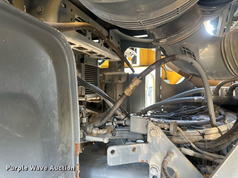 image for item EB2476 2008 Boschung  Jet Broom  runway cleaning truck