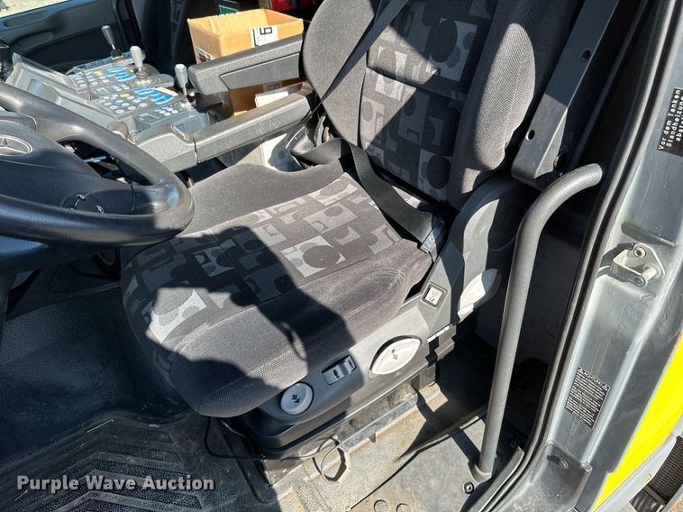 image for item EB2476 2008 Boschung  Jet Broom  runway cleaning truck