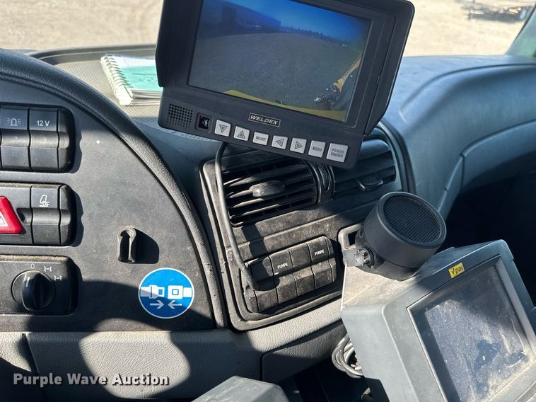 image for item EB2476 2008 Boschung  Jet Broom  runway cleaning truck