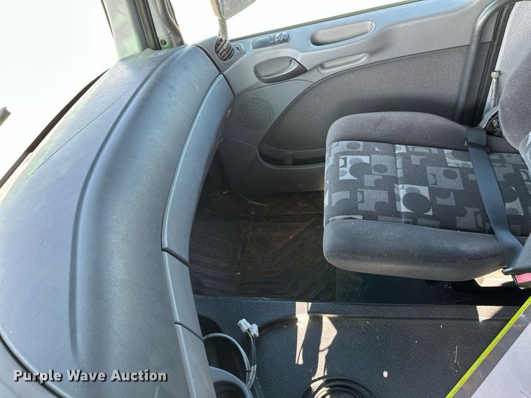 image for item EB2476 2008 Boschung  Jet Broom  runway cleaning truck