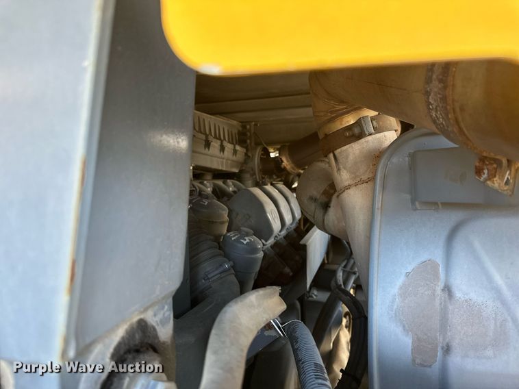 image for item EB2476 2008 Boschung  Jet Broom  runway cleaning truck