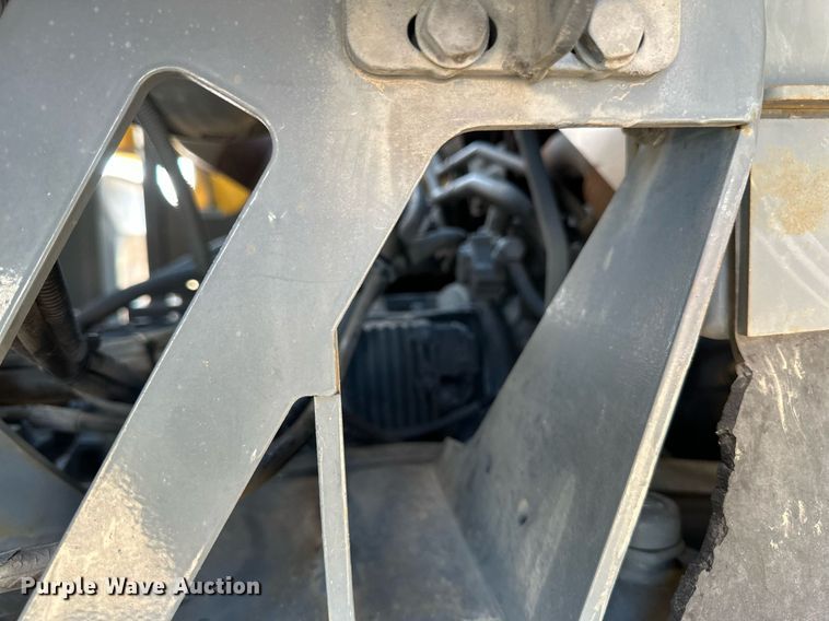 image for item EB2476 2008 Boschung  Jet Broom  runway cleaning truck