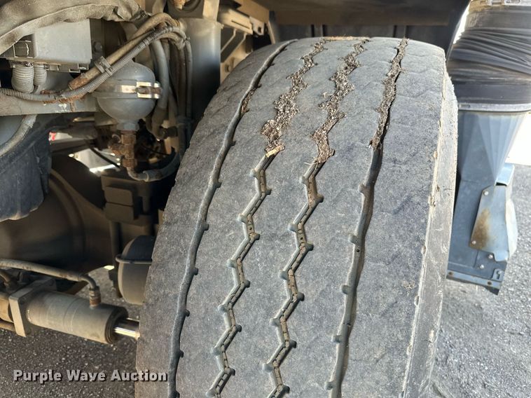 image for item EB2476 2008 Boschung  Jet Broom  runway cleaning truck