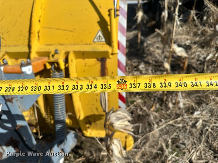 image for item EB2476 2008 Boschung  Jet Broom  runway cleaning truck