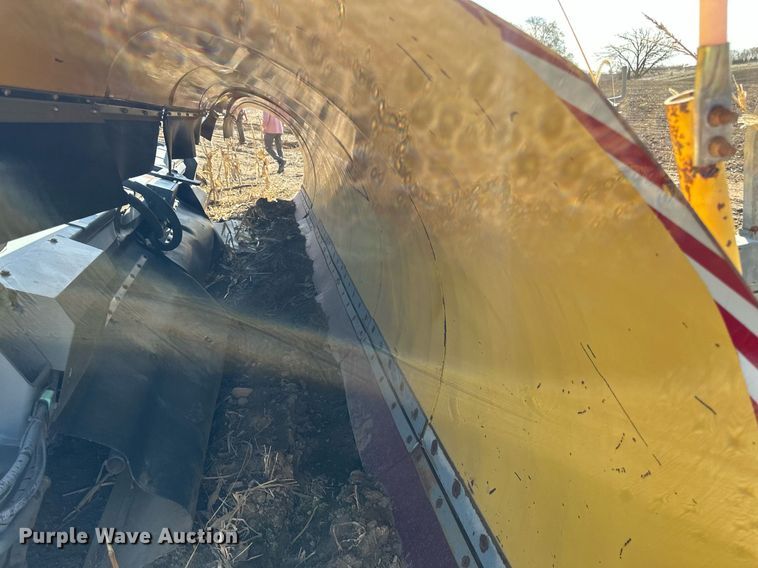 image for item EB2476 2008 Boschung  Jet Broom  runway cleaning truck