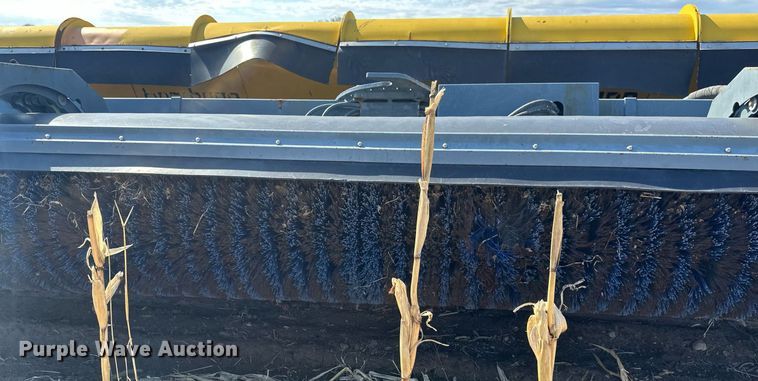 image for item EB2476 2008 Boschung  Jet Broom  runway cleaning truck