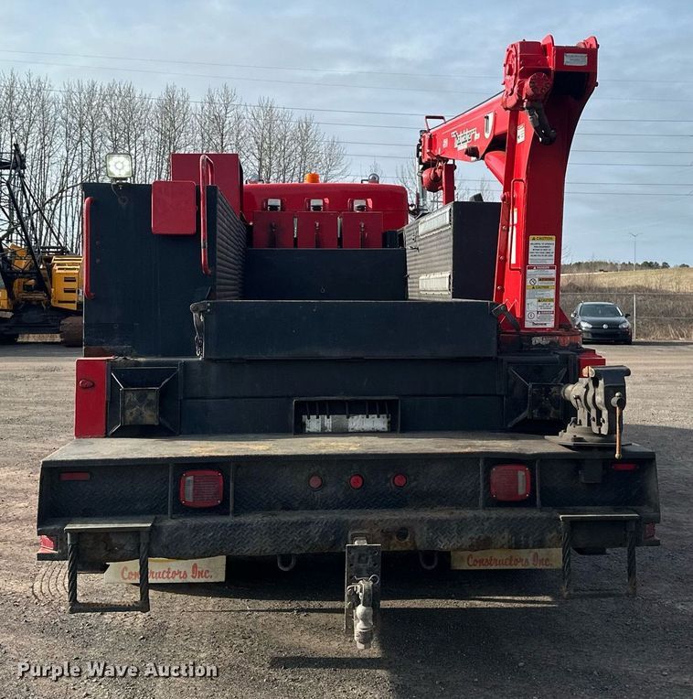 image for item EB2480 2000 Kenworth  T300 utility / service truck