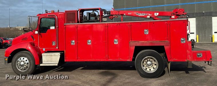 image for item EB2480 2000 Kenworth  T300 utility / service truck