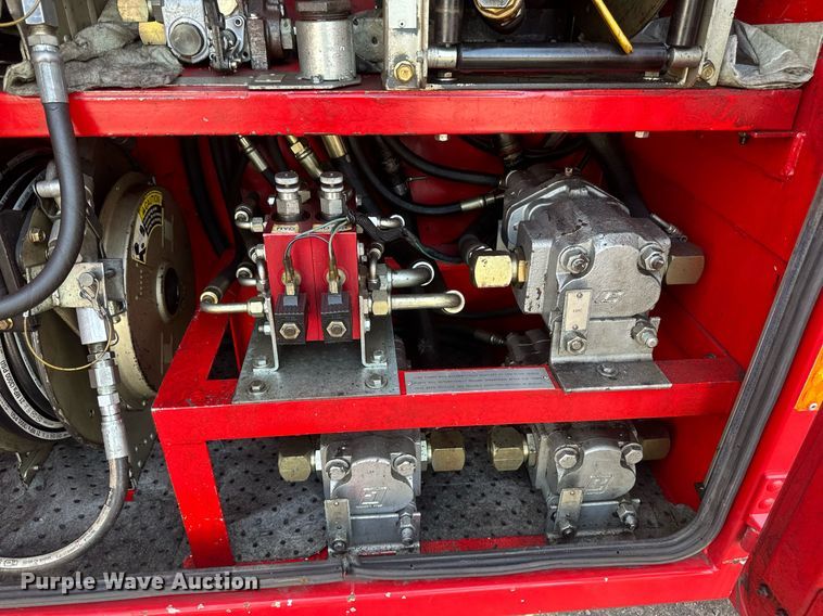 image for item EB2480 2000 Kenworth  T300 utility / service truck