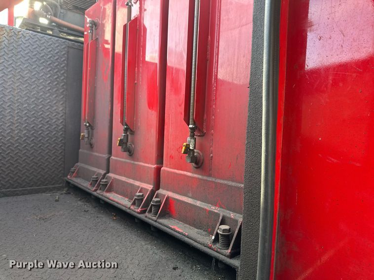 image for item EB2480 2000 Kenworth  T300 utility / service truck