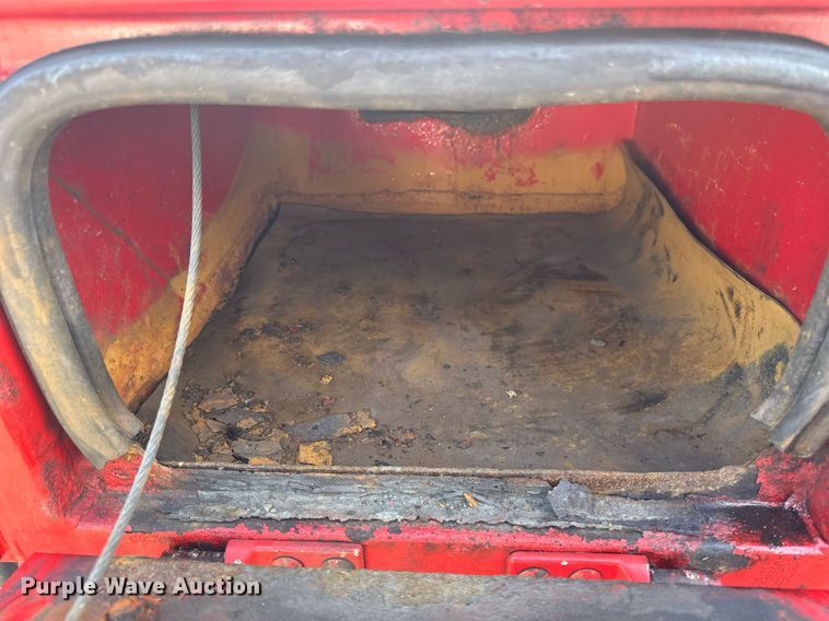 image for item EB2480 2000 Kenworth  T300 utility / service truck