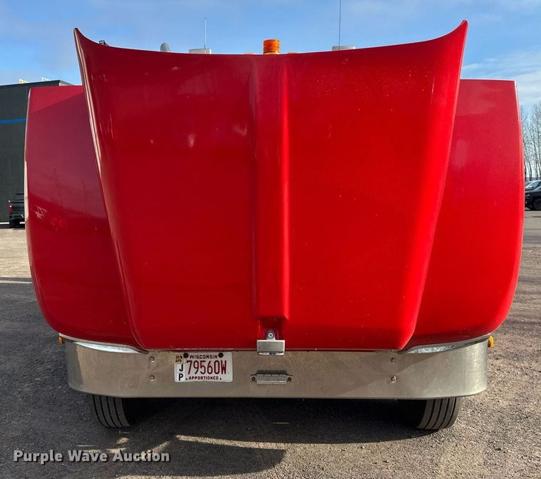 image for item EB2480 2000 Kenworth  T300 utility / service truck