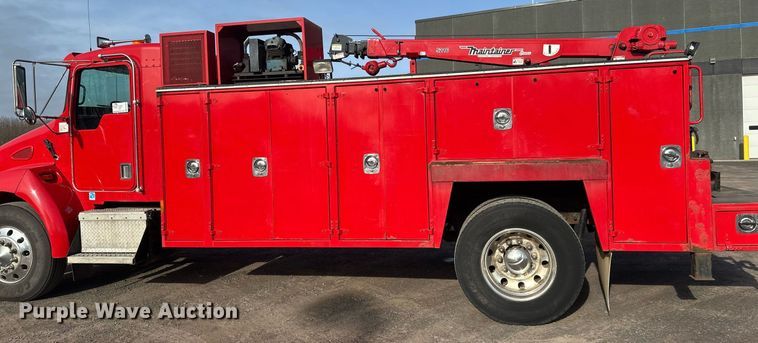 image for item EB2480 2000 Kenworth  T300 utility / service truck