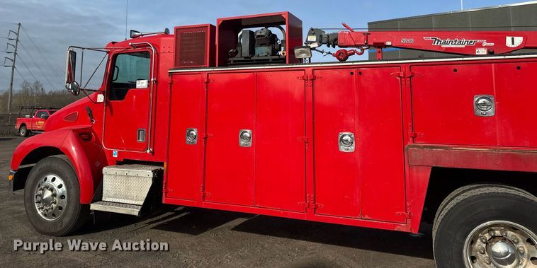 image for item EB2480 2000 Kenworth  T300 utility / service truck