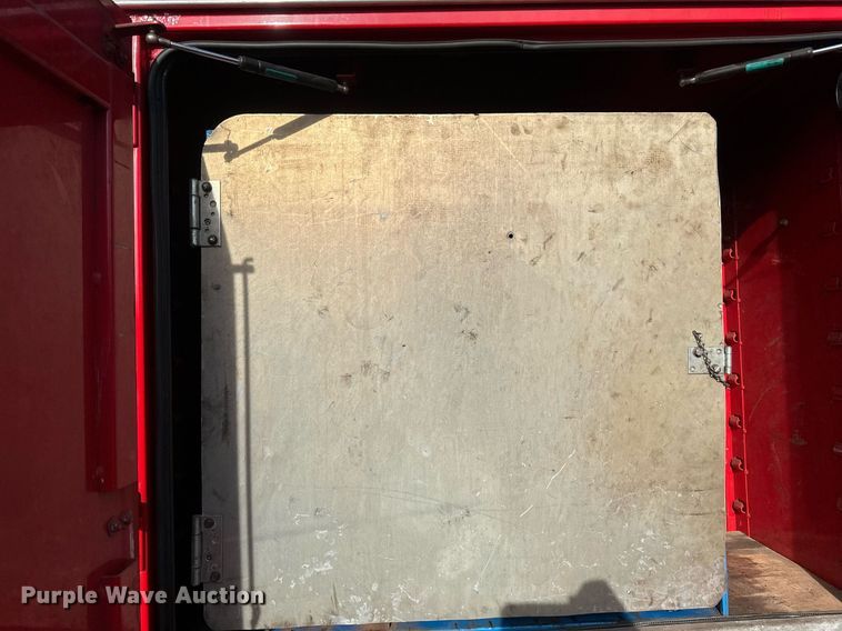 image for item EB2480 2000 Kenworth  T300 utility / service truck