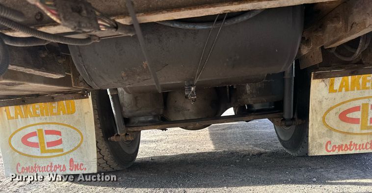 image for item EB2480 2000 Kenworth  T300 utility / service truck