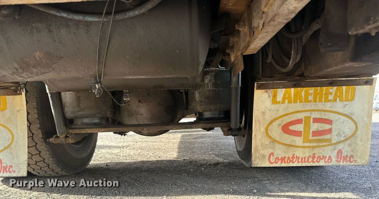 image for item EB2480 2000 Kenworth  T300 utility / service truck