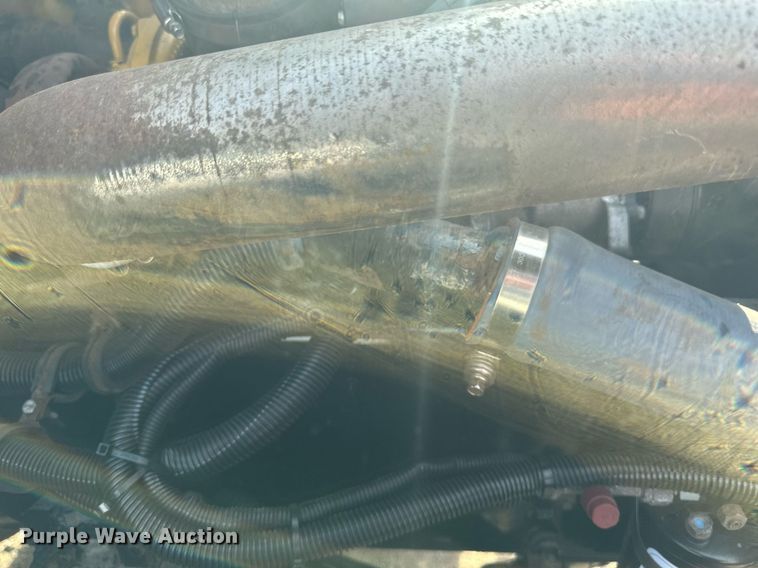 image for item EB2480 2000 Kenworth  T300 utility / service truck