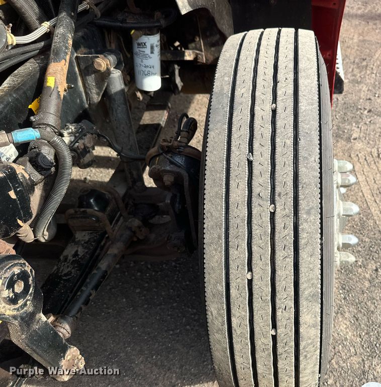 image for item EB2480 2000 Kenworth  T300 utility / service truck