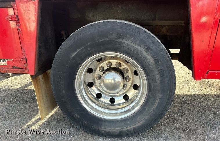 image for item EB2480 2000 Kenworth  T300 utility / service truck