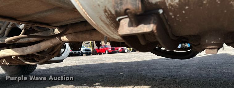 image for item EB2481 2007 International  7600 hydrovac truck