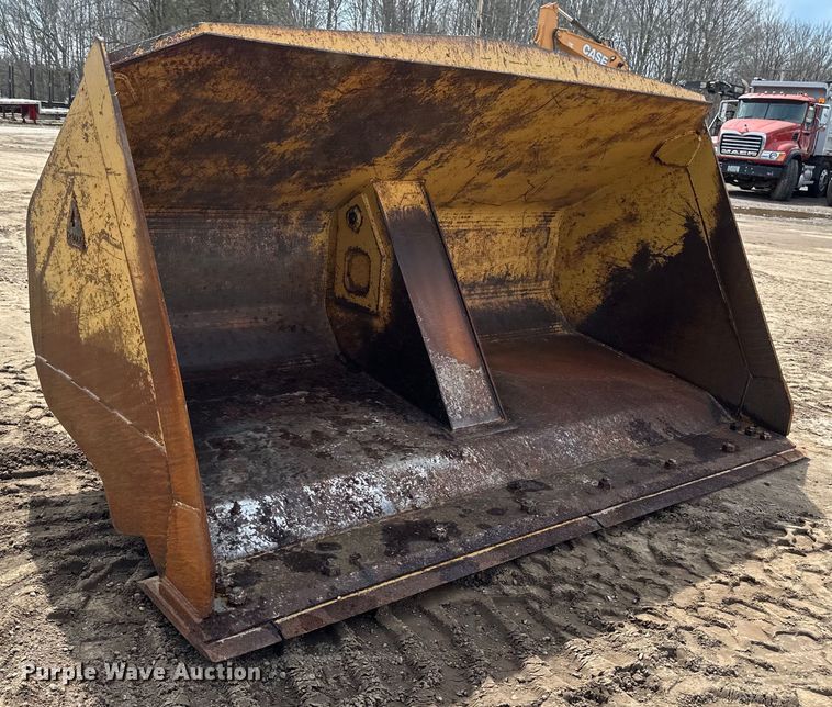 image for item EB2482 Dymax  wheel loader rollout bucket