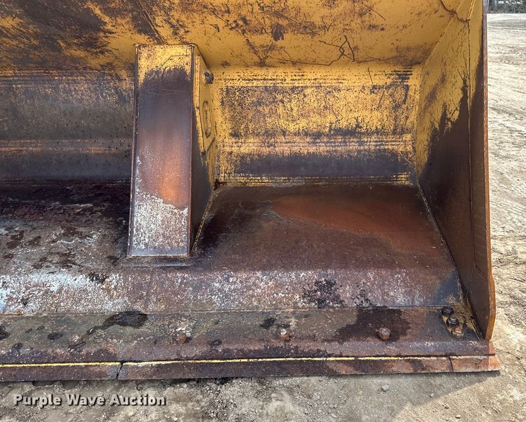 image for item EB2482 Dymax  wheel loader rollout bucket