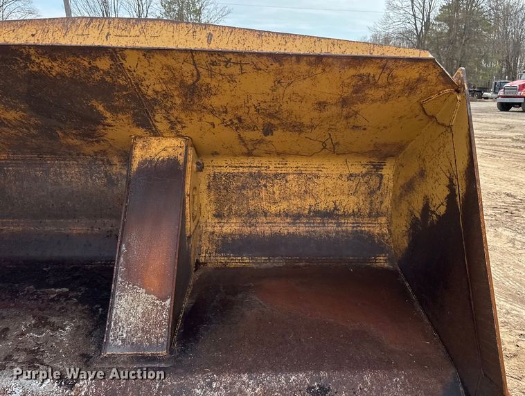 image for item EB2482 Dymax  wheel loader rollout bucket