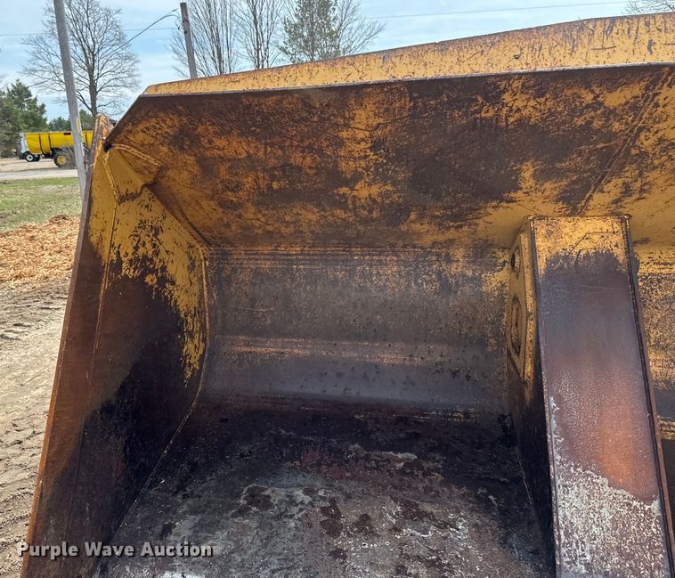 image for item EB2482 Dymax  wheel loader rollout bucket