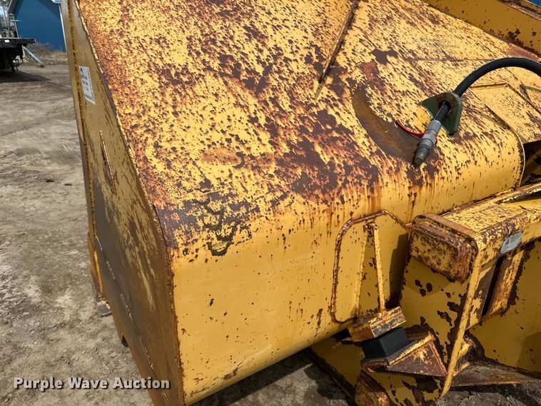 image for item EB2482 Dymax  wheel loader rollout bucket