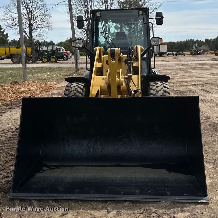 image for item EB2483 2021 Caterpillar 906M wheel loader