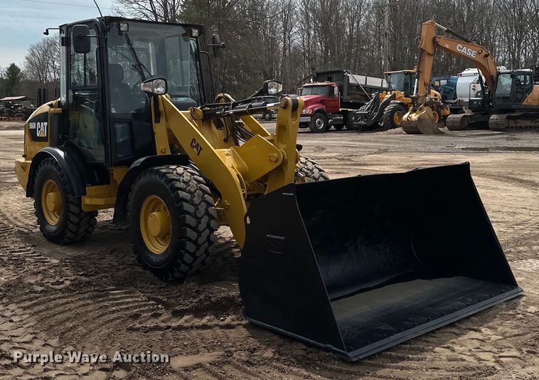 image for item EB2483 2021 Caterpillar 906M wheel loader