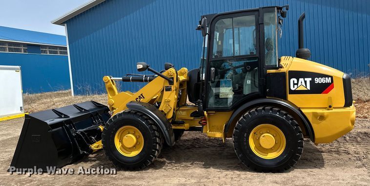 image for item EB2483 2021 Caterpillar 906M wheel loader