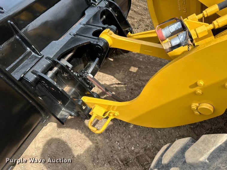 image for item EB2483 2021 Caterpillar 906M wheel loader