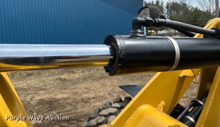 image for item EB2483 2021 Caterpillar 906M wheel loader