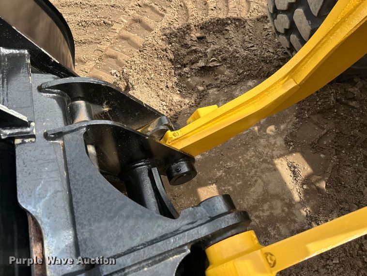 image for item EB2483 2021 Caterpillar 906M wheel loader