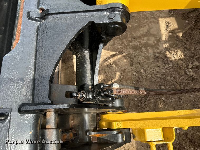 image for item EB2483 2021 Caterpillar 906M wheel loader