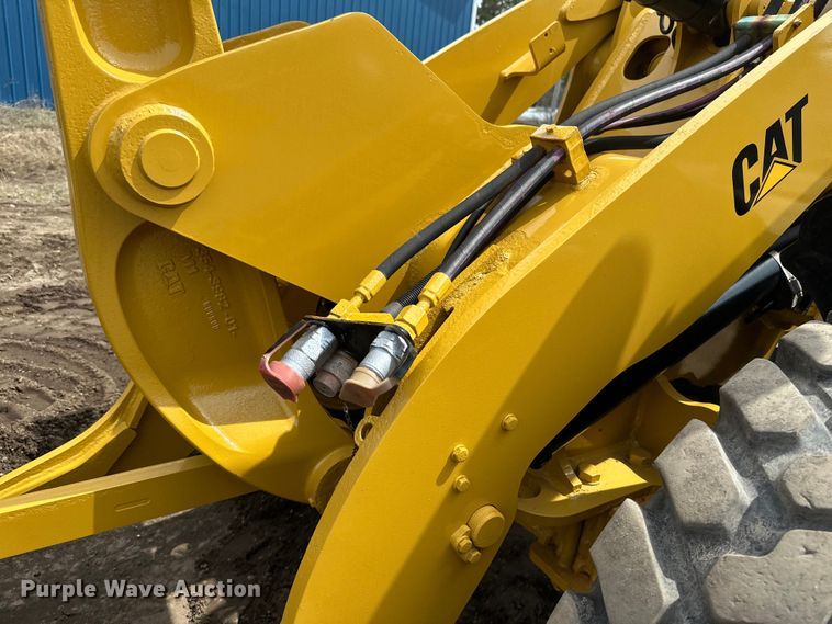 image for item EB2483 2021 Caterpillar 906M wheel loader