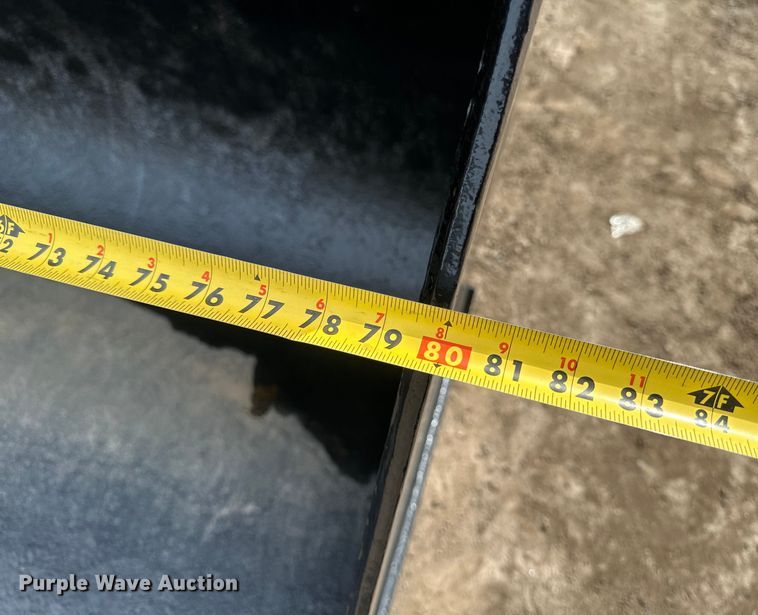 image for item EB2483 2021 Caterpillar 906M wheel loader