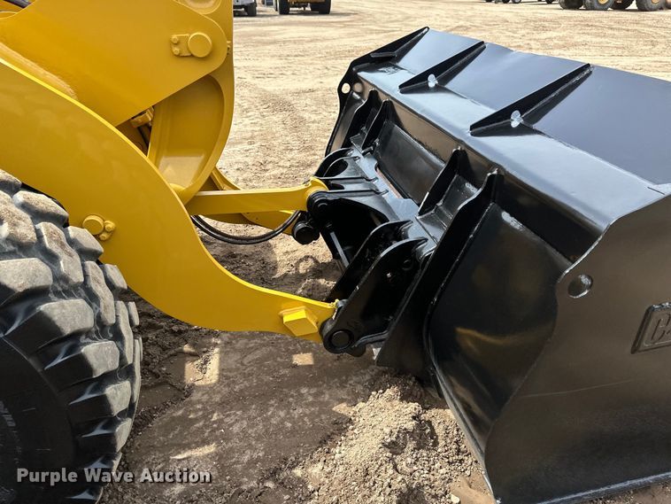 image for item EB2483 2021 Caterpillar 906M wheel loader