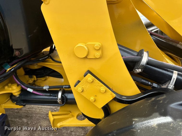 image for item EB2483 2021 Caterpillar 906M wheel loader