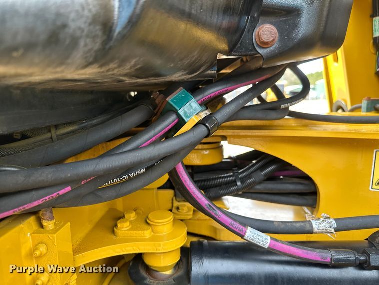 image for item EB2483 2021 Caterpillar 906M wheel loader