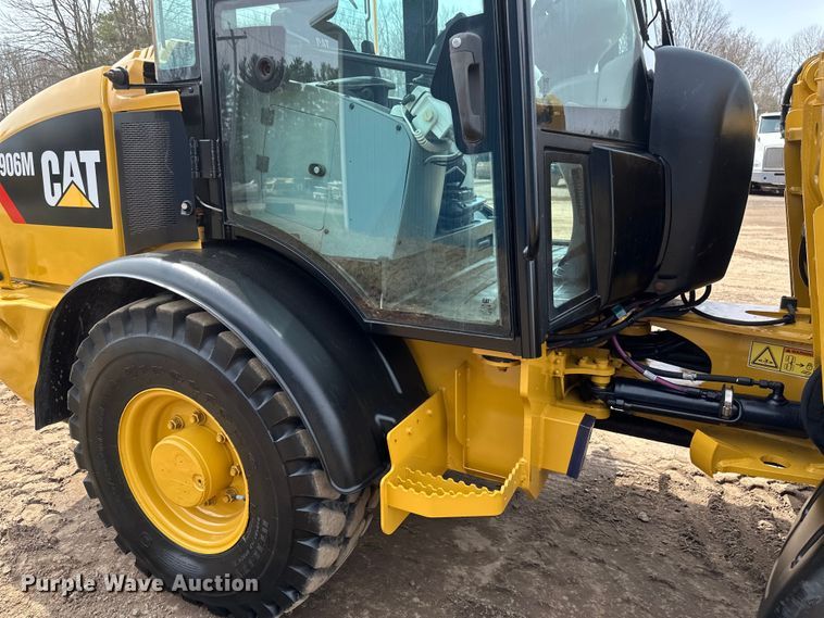 image for item EB2483 2021 Caterpillar 906M wheel loader